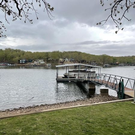 Loft , boat dock, 2 bedrooms , pet friendly Gravois Mills Exteriör bild