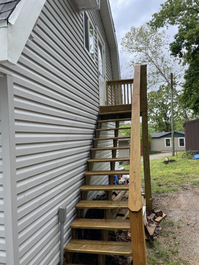 Loft , boat dock, 2 bedrooms , pet friendly Gravois Mills Exteriör bild