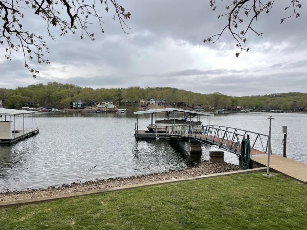 Loft , boat dock, 2 bedrooms , pet friendly Gravois Mills Exteriör bild